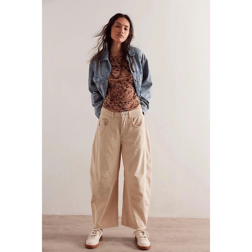 Free People We The Free Good Luck Mid-Rise Cord Barrel Jeans Size 26 NEW - Picture 4 of 6